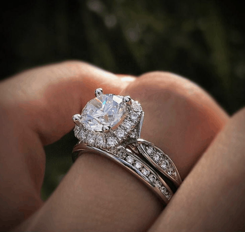How To Save Money When Buying A Wedding  Ring  Inovate 